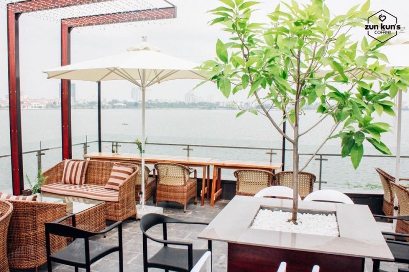 Top 15 quán cafe view đẹp quanh Hồ Tây lộng gió cho ngày nắng nóng